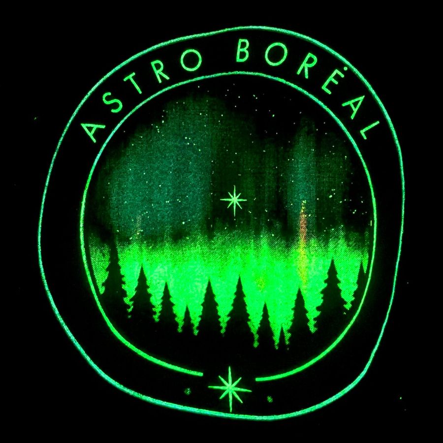 Astro Boreal hoodie glowing in the dark